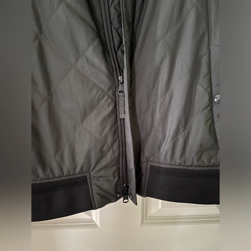 Banana Republic Motion Tech Bomber Jacket water resistant lightweight green